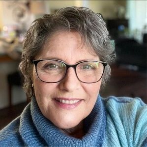 Meet your Posher, Renee